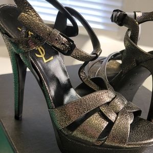 Yves Saint Laurent Woman Classic Tribute Platform Sandals black size 5.5